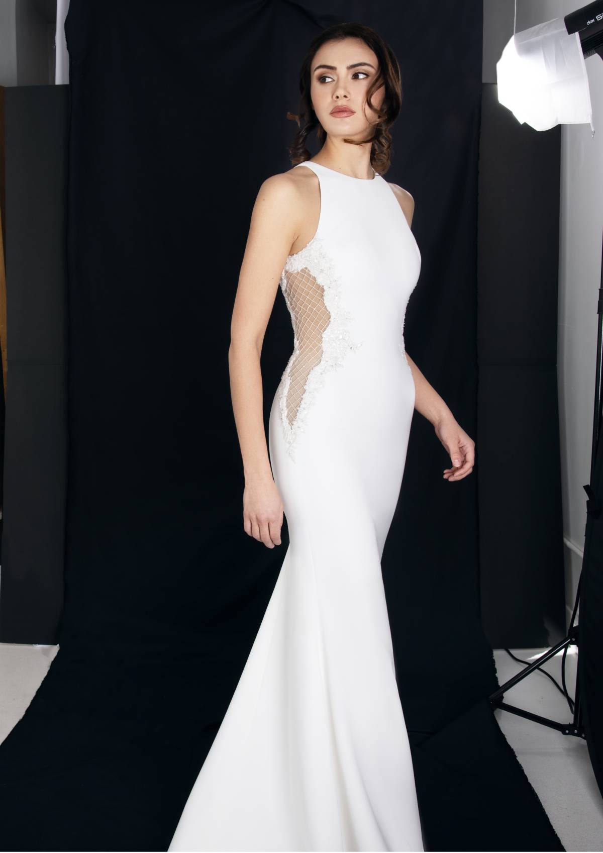 Bride Dress Model Aida - Halter gown with embroidery inserts - Verdin New York
