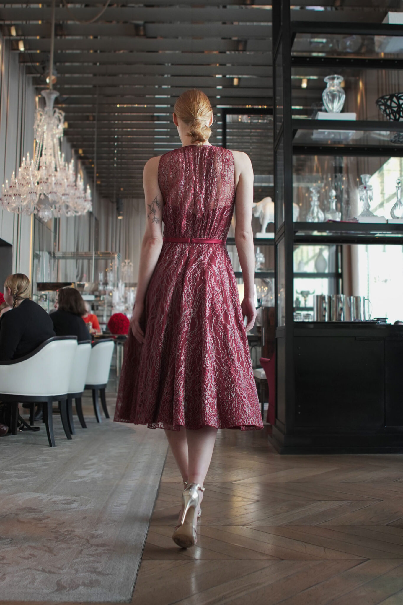 Promises Look 6 - Strapless dress in transparent textured details - Verdin New York